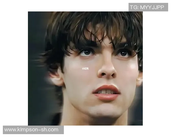 卡卡足球明星的独特魅力与技术风格分析